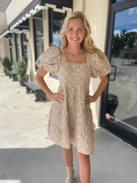 Cream Puff Sleeve Dress with Textured Fabric